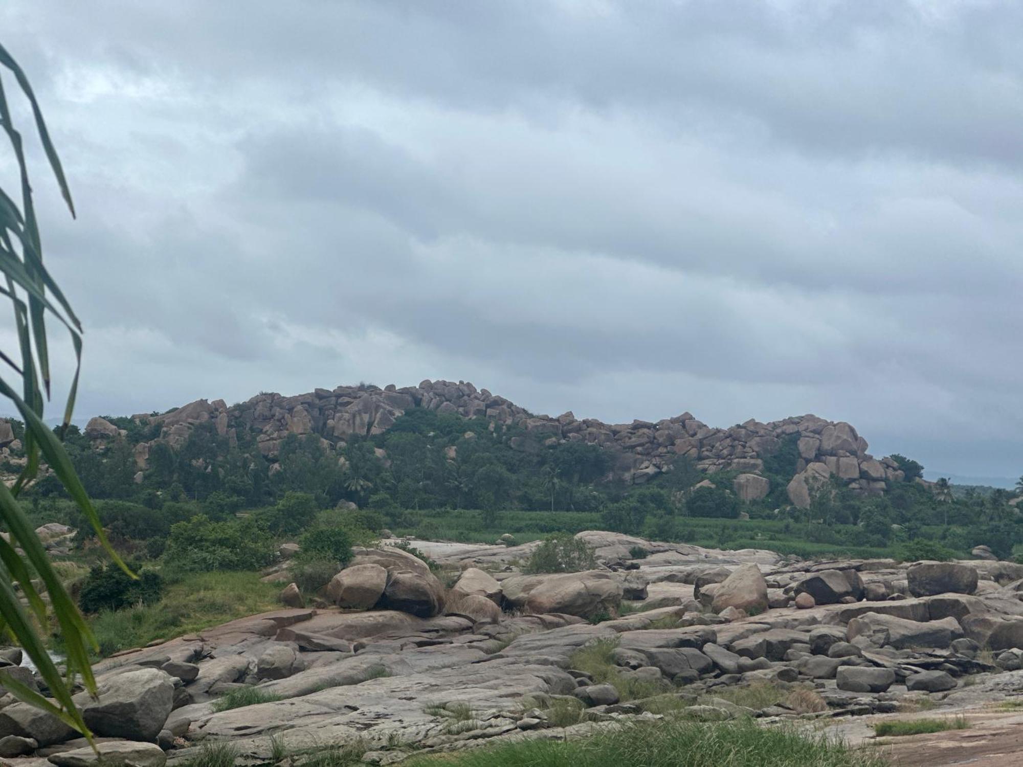 Leo Wooden Resorts Hampi Esterno foto