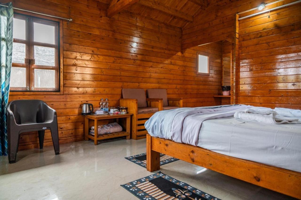 Leo Wooden Resorts Hampi Esterno foto